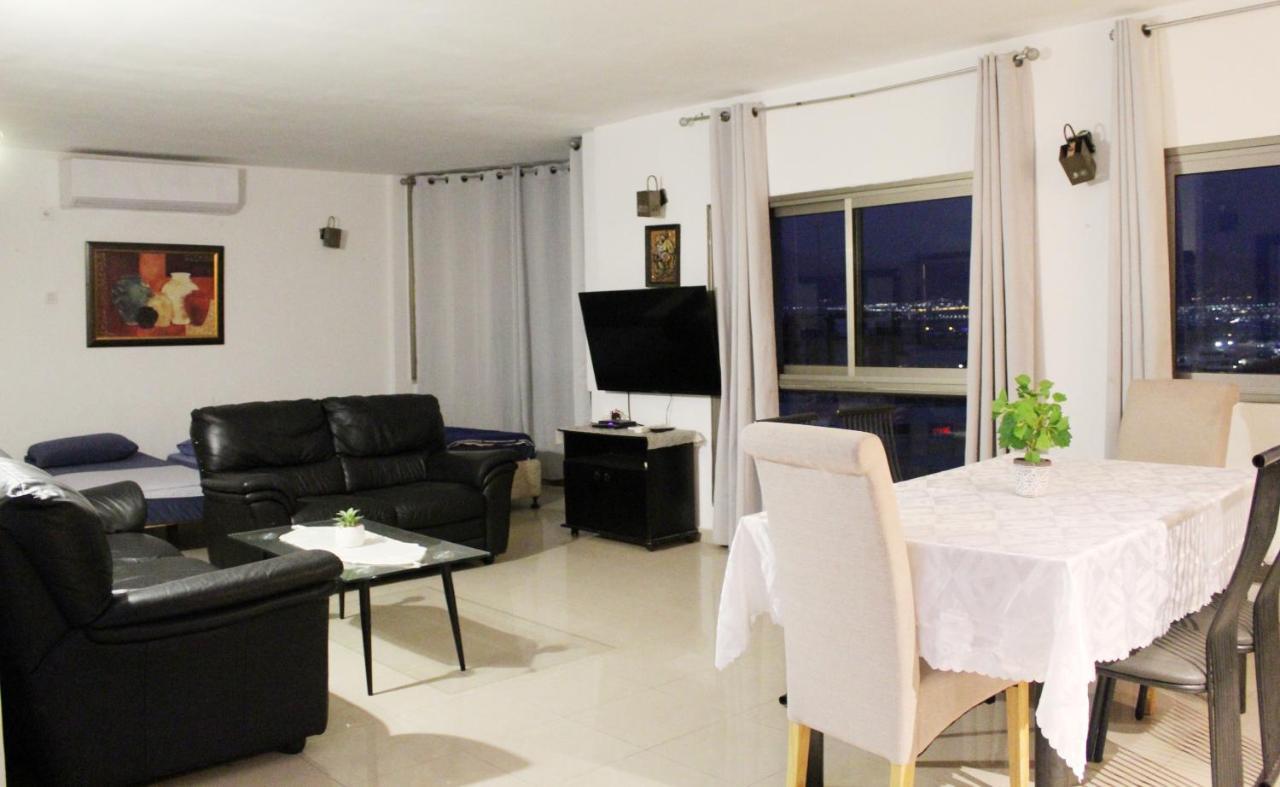 Dream Suites Apartments 엘라트 외부 사진
