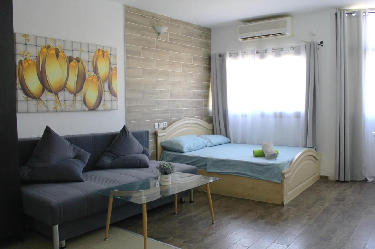 Dream Suites Apartments 엘라트 외부 사진