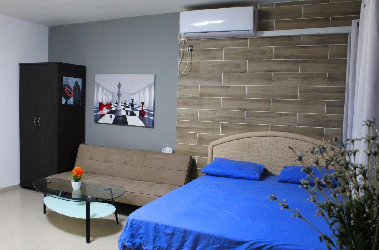 Dream Suites Apartments 엘라트 외부 사진